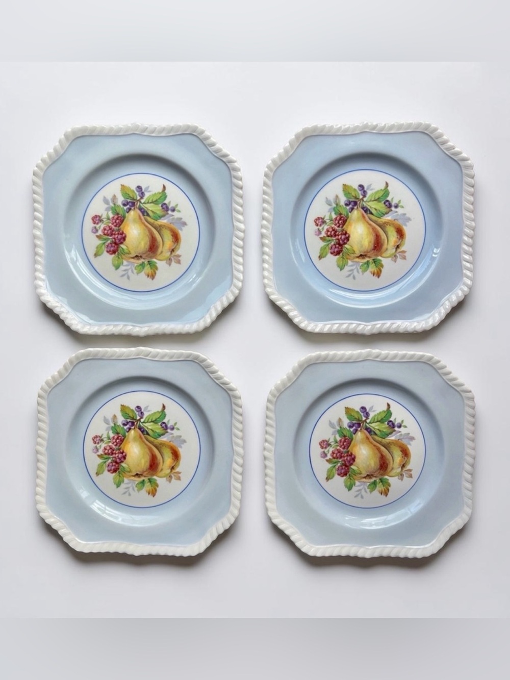 Vintage Set of 4 Johnson Bros California Pattern, Old English form Rope Edge